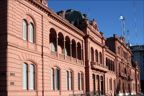 La misteriosa mujer fantasma de la Casa Rosada de Buenos Aires